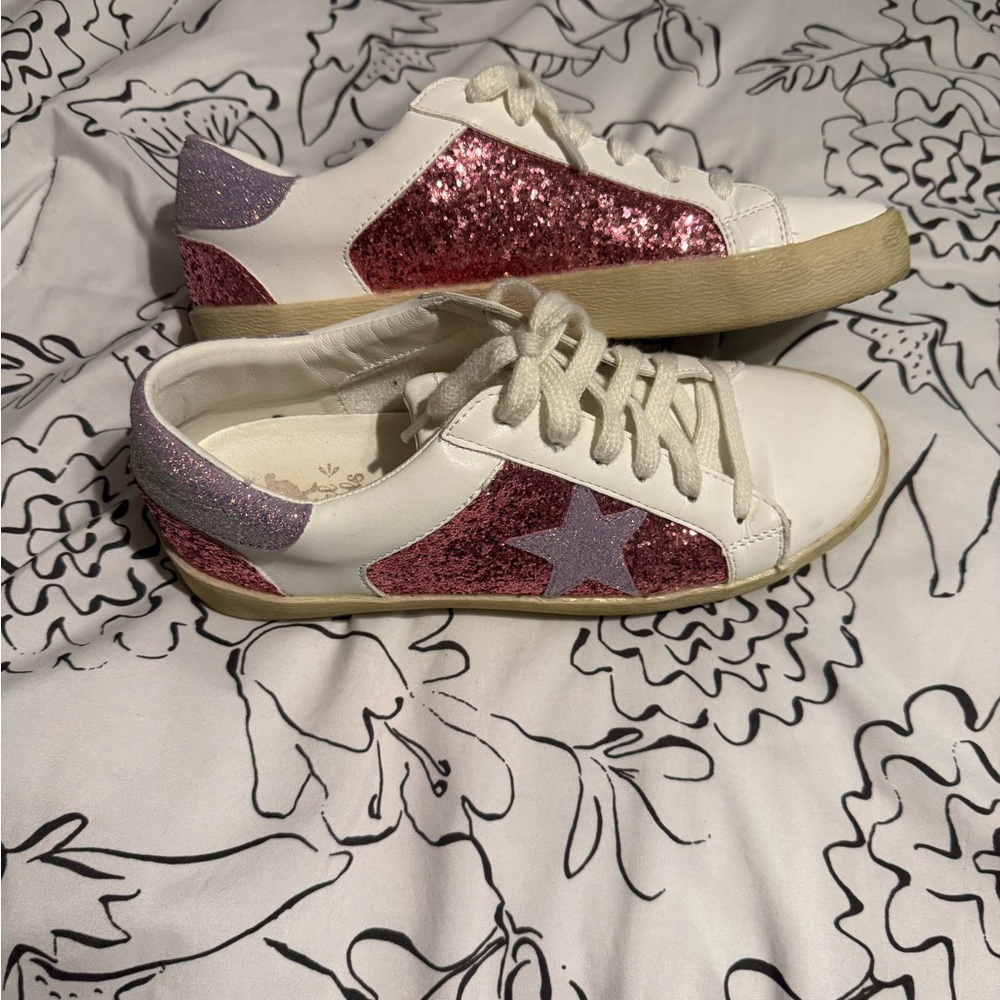 Women's Glitter Star Sneakers - Pink and White